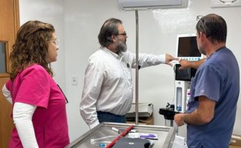 Juan Pablo Cesio visitó el Policlínico Veterinario que ya funciona en etapa de prueba