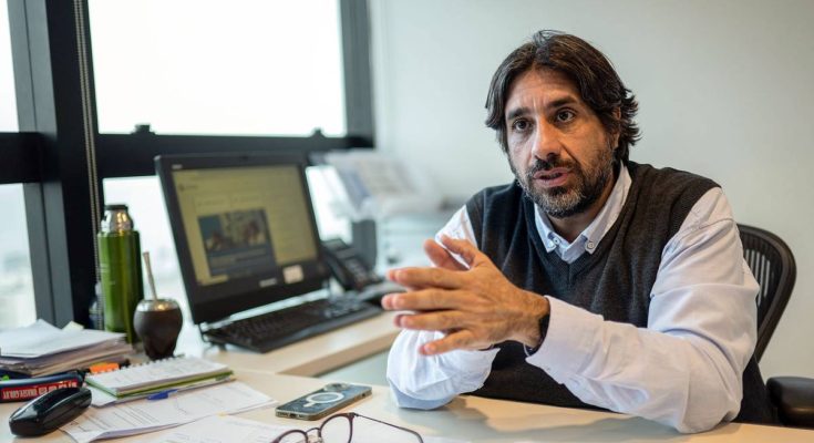 Presidente de la Unasev apunta a reglamentar ley de tránsito antes de julio para que en 2026 rija la libreta por puntos