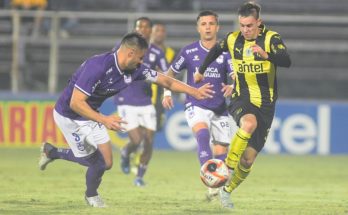Apertura: Peñarol, jugando con diez, derrotó 1-0 a Defensor Sporting en el Franzini