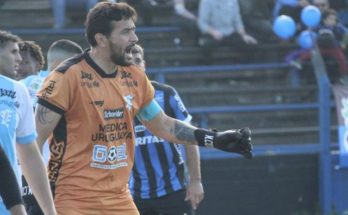 Intermedio: Liverpool y Cerro igualaron 0-0 en Belvedere. Un volante terminó atajando