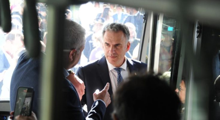 Presidente Orsi asistió a presentación de ómnibus eléctricos para Canelones