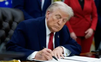 Trump amenaza con imponer aranceles a cualquier país que envíe petróleo a Cuba