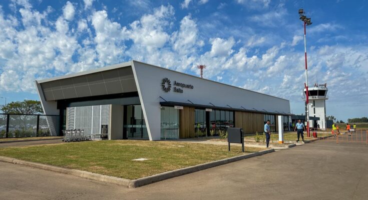 Nuevo hito en el Aeropuerto de Salto: se recibió al pasajero número 10.000