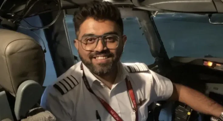 La fiscalía de Emiratos Árabes Unidos afirma que el copiloto del vuelo de Dubái a Israel atacó al capitán con un hacha La fiscalía de Emiratos Árabes Unidos afirma que el copiloto del vuelo de Dubái a Israel atacó al capitán con un hacha