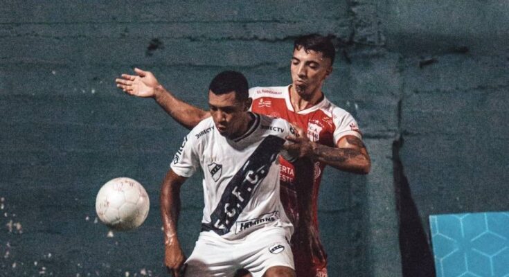 Ferro Carril y Ceibal empataron sin goles en la primera final de los Play Off de la Divisional Primera A