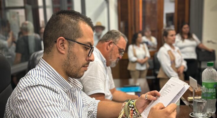 La Junta de Salto solicita revisar el recorte del IMESI en combustibles del litoral