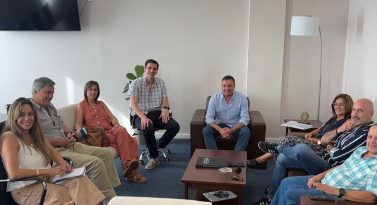 El Consejo Directivo del Centro Comercial se reunió con el Intendente y autoridades del Gobierno de Salto