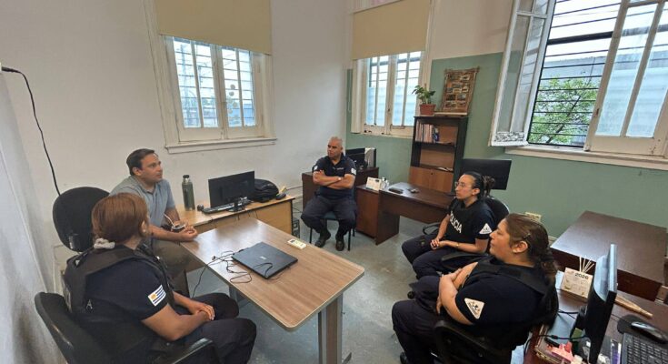 MIDES Salto coordinó acciones con la Policía Comunitaria