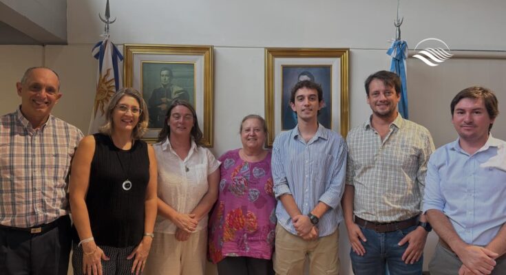 Delegación del Uruguay firmó acuerdo para mejorar la Plaza “Tierra de Campeones” en Termas del Daymán