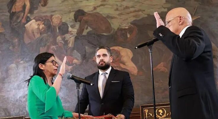 «Vengo con dolor, pero también con honor»: Delcy Rodríguez juramenta como presidenta encargada de Venezuela tras la captura de Maduro