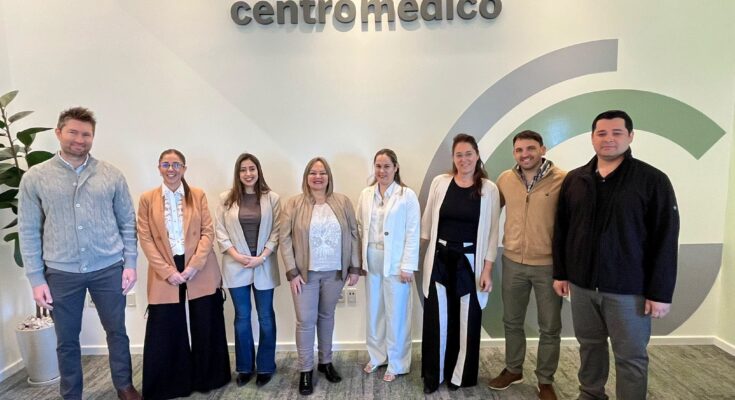 El Servicio de Atención Domiciliaria a Personas Mayores celebró sus primeros cinco años de trayectoria El Servicio de Atención Domiciliaria a Personas Mayores celebró sus primeros cinco años de trayectoria