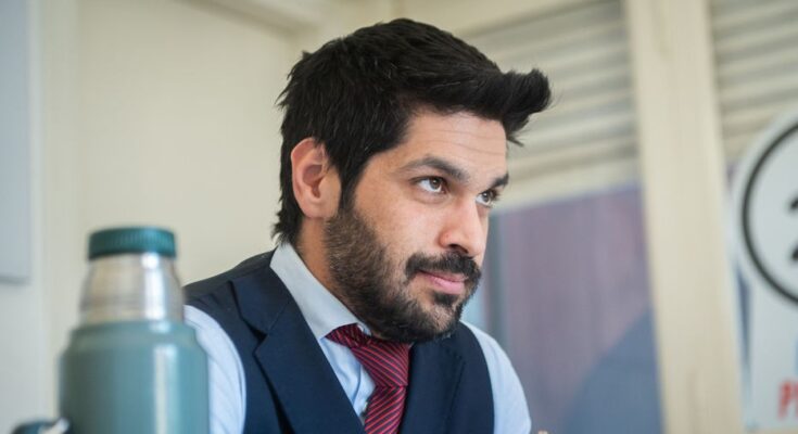 Informe jurídico del Parlamento dice que Ojeda “no encuadraría” en infringir Constitución Informe jurídico del Parlamento dice que Ojeda “no encuadraría” en infringir Constitución