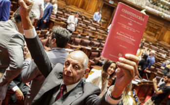 Salle pide que Uruguay no juegue el Mundial: “Estamos al borde de la Tercera Guerra”