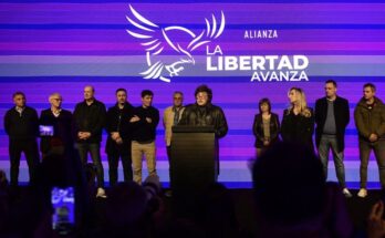 La Libertad Avanza se impone sobre la oposición en las elecciones legislativas argentinas