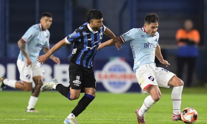 Clausura: Nacional le ganó a Liverpool 3-1 de atrás y de local, y se cortó en la Anual Clausura: Nacional le ganó a Liverpool 3-1 de atrás y de local, y se cortó en la Anual