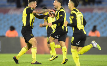 Clausura: Peñarol remontó, venció 3-1 a Cerro Largo en el Centenario y sigue primero