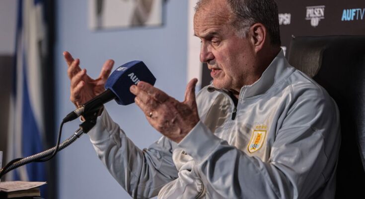AUF apuesta al proyecto Bielsa hasta el Mundial y detectó “lo que debe ser corregido”