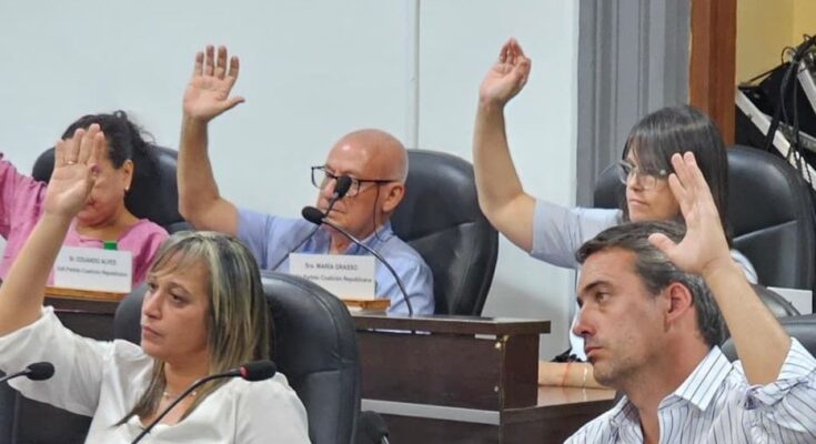 “Traidores”: Albisu logró fideicomiso con votos del FA y hubo tensión en la Junta de Salto