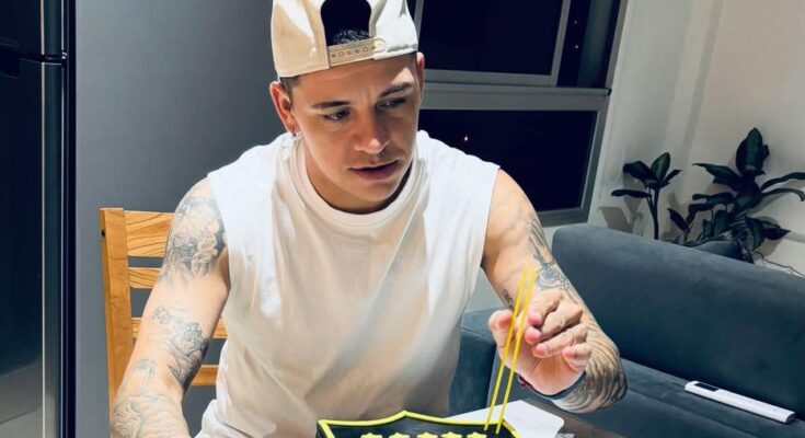 Diego García, en arresto domiciliario, festejó su cumpleaños 29 con torta de Peñarol Diego García, en arresto domiciliario, festejó su cumpleaños 29 con torta de Peñarol