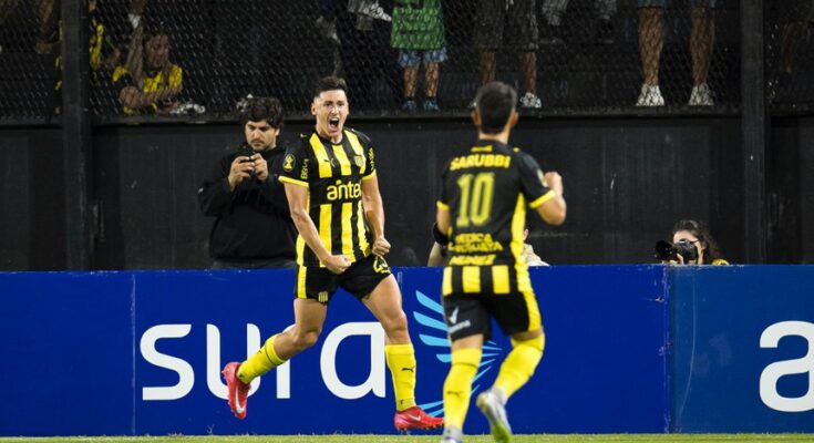 Apertura: Peñarol fue contundente y derrotó 3-1 a City Torque en el Campeón del Siglo