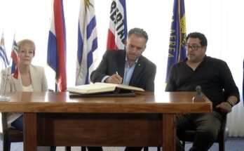 Orsi volvió de la misión oficial a China y realizó traspaso de mando de Presidencia