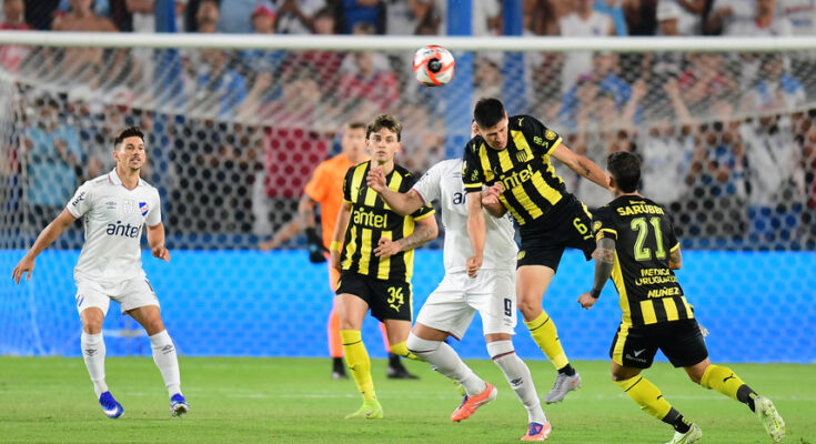 Apertura: Peñarol derrotó 1-0 a Nacional como visitante en el Gran Parque Central