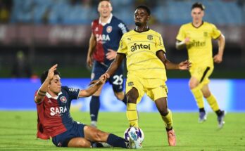 Apertura: Peñarol, con muy poco, venció 1-0 a Albion en el Centenario y es líder