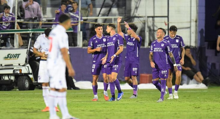 Apertura: Defensor derrotó 2-1 a un desnorteado Nacional de atrás en el Franzini