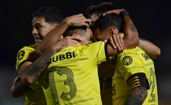 Apertura: Peñarol hizo valer su jerarquía, venció 2-0 a Boston River en Florida y es líder