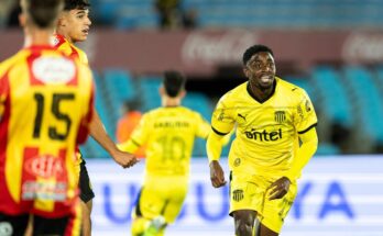 Apertura: Peñarol derrotó 2-0 a Progreso en el Estadio Centenario y sigue al acecho