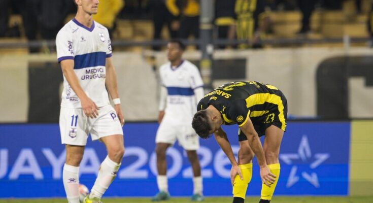 Apertura: Peñarol empató 1-1 ante Defensor en el CDS y llegó a siete partidos sin ganar