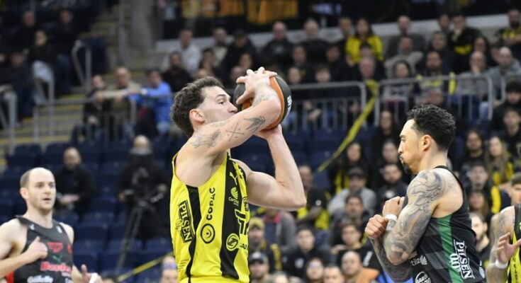 LUB: Peñarol dominó y derrotó a Aguada 99-82 en la primera final en el Antel Arena
