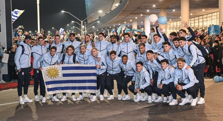 “No pensé que viniera tanta gente”: Uruguay viajó al Mundial y lo despidió una multitud “No pensé que viniera tanta gente”: Uruguay viajó al Mundial y lo despidió una multitud