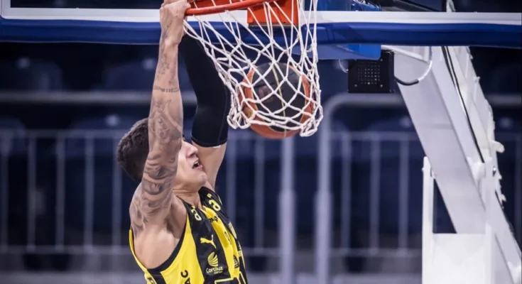Básquet: Peñarol venció 80-71 a Aguada y quedó a un triunfo del título de la Liga Uruguaya Básquet: Peñarol venció 80-71 a Aguada y quedó a un triunfo del título de la Liga Uruguaya