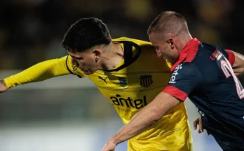 Copa AUF Uruguay: Peñarol empató 2-2 con Atenas en el Campus. Hubo dos goles en contra