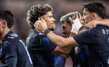 Uruguay goleó 4-1 a Corea del Sur en Seúl y obtuvo su primer triunfo con Forlán como DT