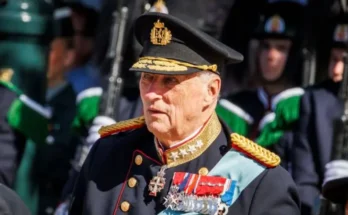 Muere a los 89 años el rey Harald de Noruega, quien se casó con una «plebeya» y es considerado un reformista de la monarquía