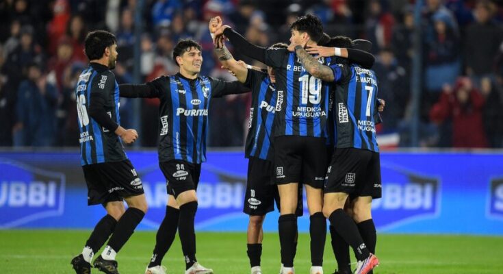 Clausura: Liverpool le ganó a Nacional 1-0 en el Gran Parque Central y quedó primero Clausura: Liverpool le ganó a Nacional 1-0 en el Gran Parque Central y quedó primero