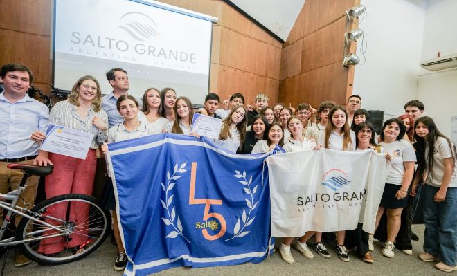 Jóvenes que inspiran: Salto Grande celebró el cierre del Programa Educación Media, edición 2025 Jóvenes que inspiran: Salto Grande celebró el cierre del Programa Educación Media, edición 2025