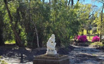 Continúan los trabajos de limpieza del arroyo Sauzal en el Parque Solari
