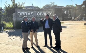Intendente Albisu visitó las obras de recuperación vial en calle Acuña de Figueroa
