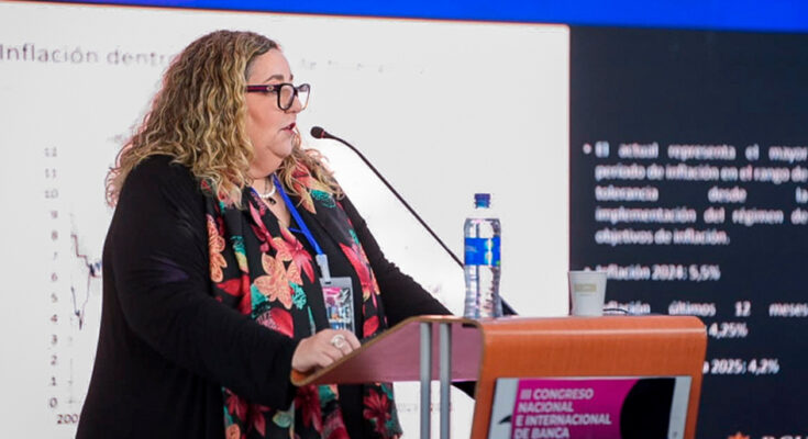 Macroeconomía estable y baja inflación contribuyen a la igualdad social y reducen brechas de género Macroeconomía estable y baja inflación contribuyen a la igualdad social y reducen brechas de género