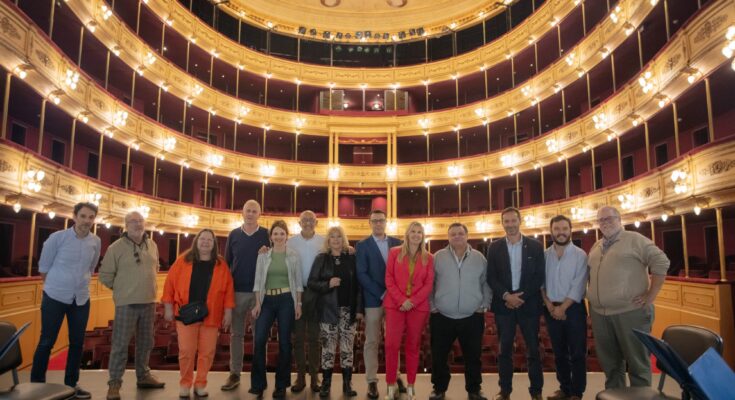 Salto participó en la primera reunión del período de la Red Nacional de Departamentos de Cultura Salto participó en la primera reunión del período de la Red Nacional de Departamentos de Cultura