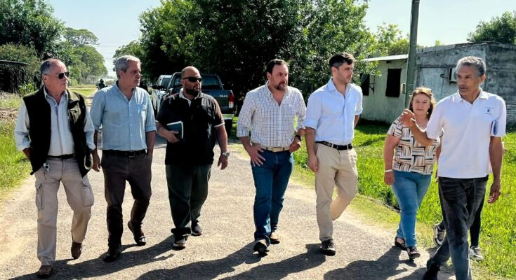 Gobierno de Salto atendió reclamos de vecinos de Colonia 18 de Julio con visita de jerarcas de varias áreas