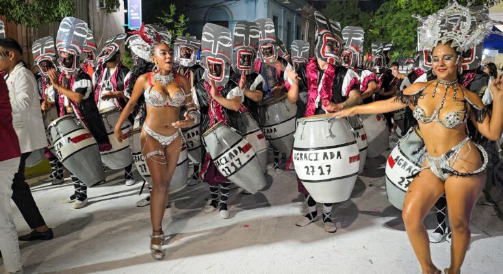 Salto conmemora el Día Nacional del Candombe con Desfile de Llamadas, intervención artística y música en vivo