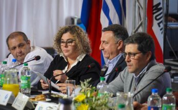 Bajo la presidencia ad hoc de Carlos Albisu, el Congreso de Intendentes recibió a la Federación Rural