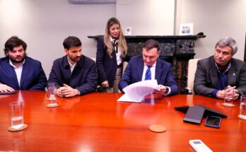 Un antes y un después para Salto: se firmó el fideicomiso que permitirá cancelar deudas e impulsar obras