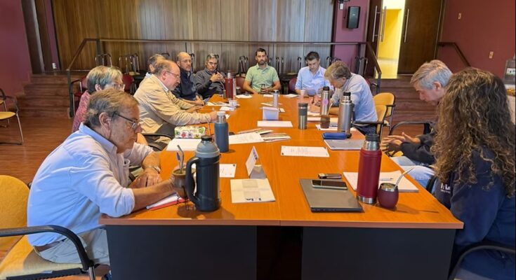 Gobierno de Salto participó en nueva instancia del CAR de INIA en el marco de su agenda de desarrollo productivo