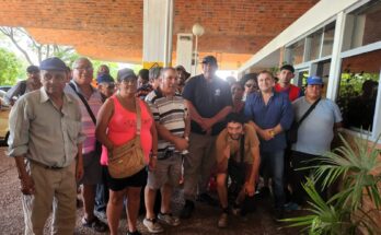 Albisu dispuso la entrega de canastas a cuidacoches ante la suspensión del estacionamiento tarifado