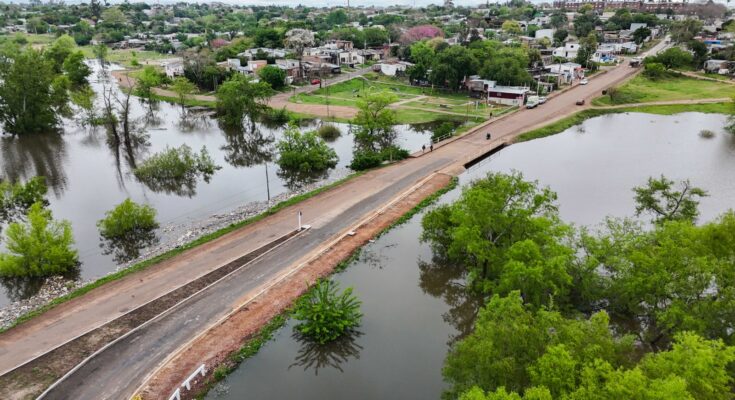 Creciente del río Uruguay: varias calles permanecen cortadas en Salto